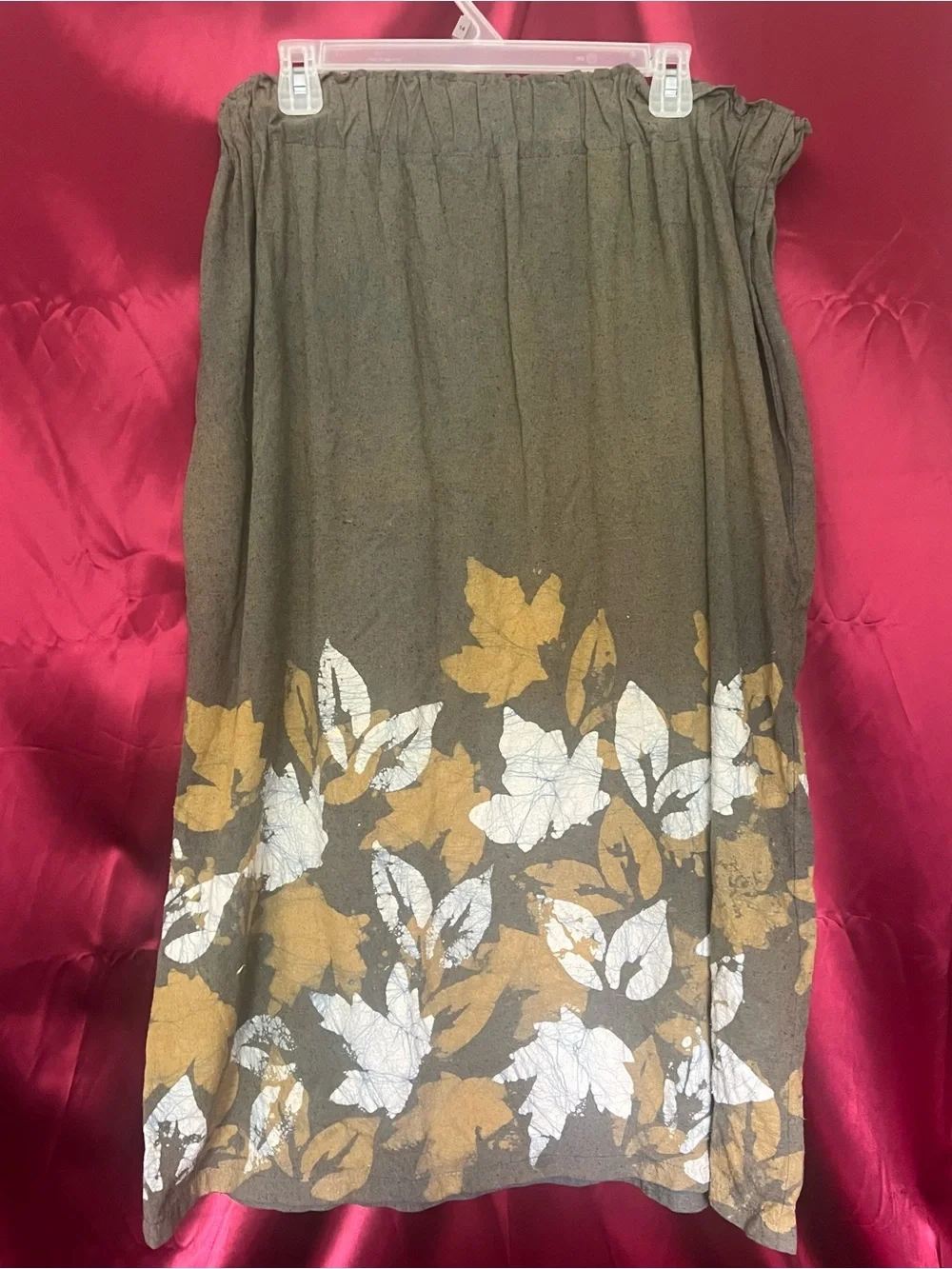 Women’s Olive Green Leaf-Print Skirt